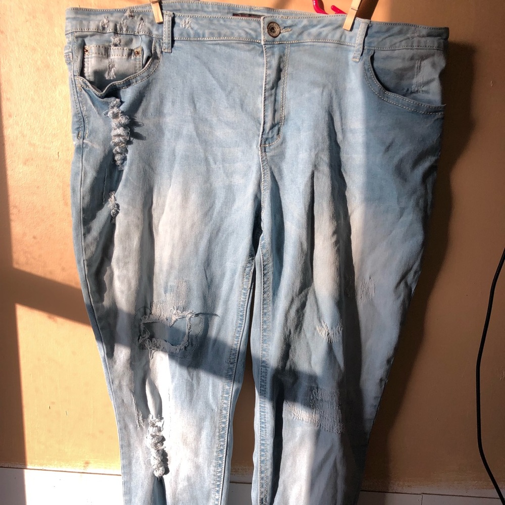Elite Jeans.